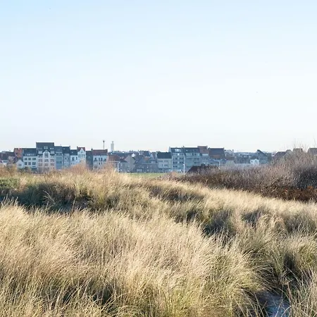 Let's Go Getaways - Raversijde Apartment *