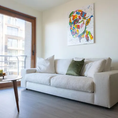 Let's Go Apartment