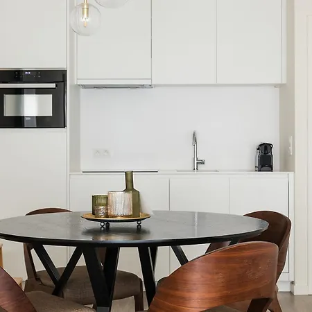 Let's Go Getaways - Raversijde Apartman *