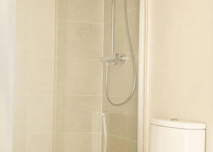 With Side Sea View Raversijde By Lets Go Getaways 公寓